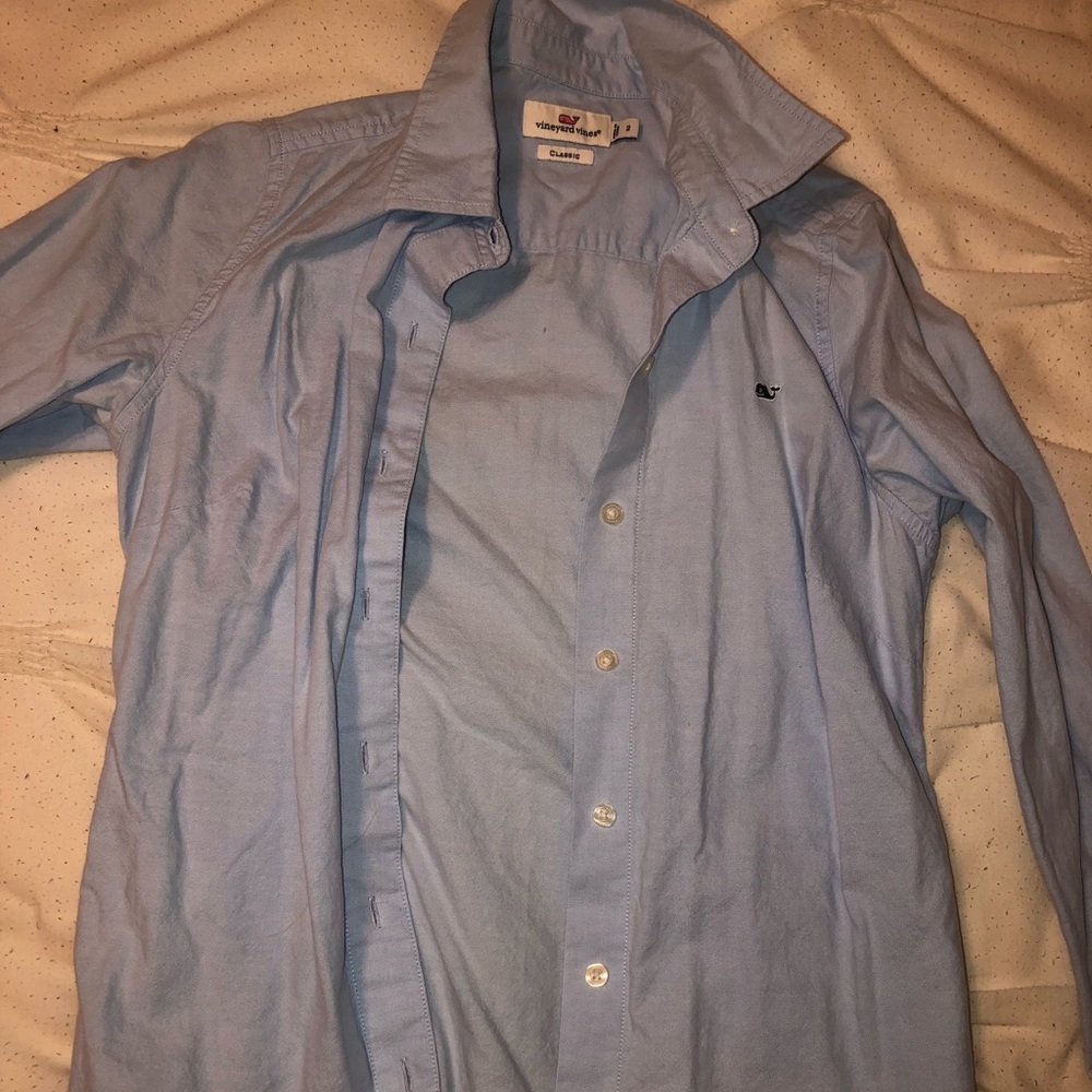 Vineyard vines button down polo shirt